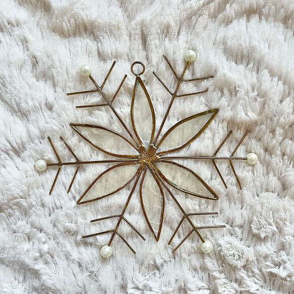 Vintage Christmas Mother-of-Pearl Gold-Tone Snowflake Holiday Ornament - Picture 14 of 15